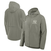 New York Yankees Unlimited Packable Full-Zip Hooded Jacket Olive