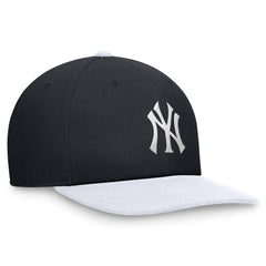 New York Yankees Two-Tone Snapback Hat Navy/White