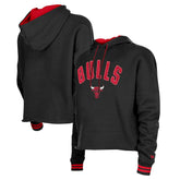Chicago Bulls Women's Boxy Raw Edge Pullover Hoodie - Black on sale