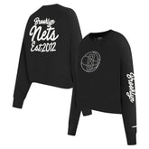 Brooklyn Nets Pro Standard Women's Paint The City Cropped Pullover Sweatshirt - Black on sale