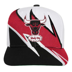 Chicago Bulls Youth Wave Runner Snapback Hat - White on sale
