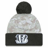 Cincinnati Bengals New Era Youth 2024 Salute To Service Cuffed Pom Knit Hat - White/Graphite sale