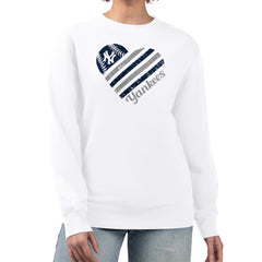New York Yankees G-III 4Her by Carl Banks Women's Heart Logo Fleece Pullover Sweatshirt White