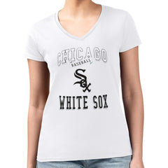 Chicago White Sox G-III 4Her by Carl Banks Women's Super-Slim Fit Lightweight Team Logo Graphic V-Neck T-Shirt White