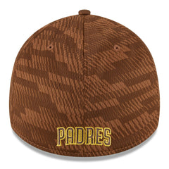 San Diego Padres 2025 MLB Clubhouse 39THIRTY Flex Hat Brown