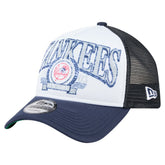 New York Yankees Distressed 9FORTY A-Frame Adjustable Trucker Hat Navy