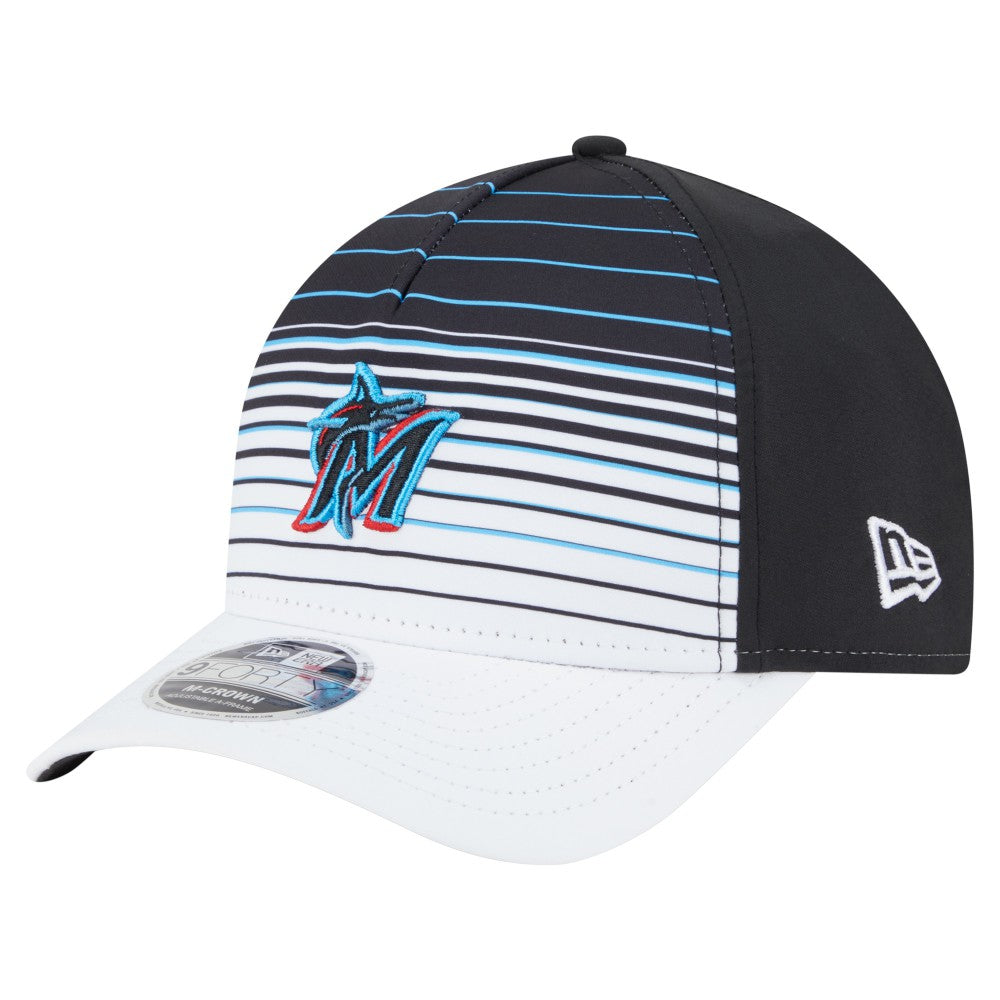 Miami Marlins Gradient 9FORTY M-Crown Adjustable Hat Black