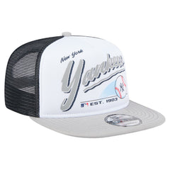 New York Yankees Retro Script Trucker 9FIFTY Snapback Hat White/Gray