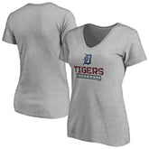 Detroit Tigers Women's Evanston Stencil V-Neck T-Shirt Gray