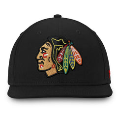 Chicago Blackhawks Fanatics Core Fitted Hat - Black Hats