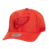 Detroit Red Wings Mitchell & Ness Downtown Snow Wash Pro-Crown Adjustable Hat - Red Hats