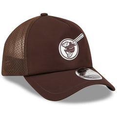 San Diego Padres 2026 Batting Practice Alternate Apex 9FORTY Adjustable Hat Brown