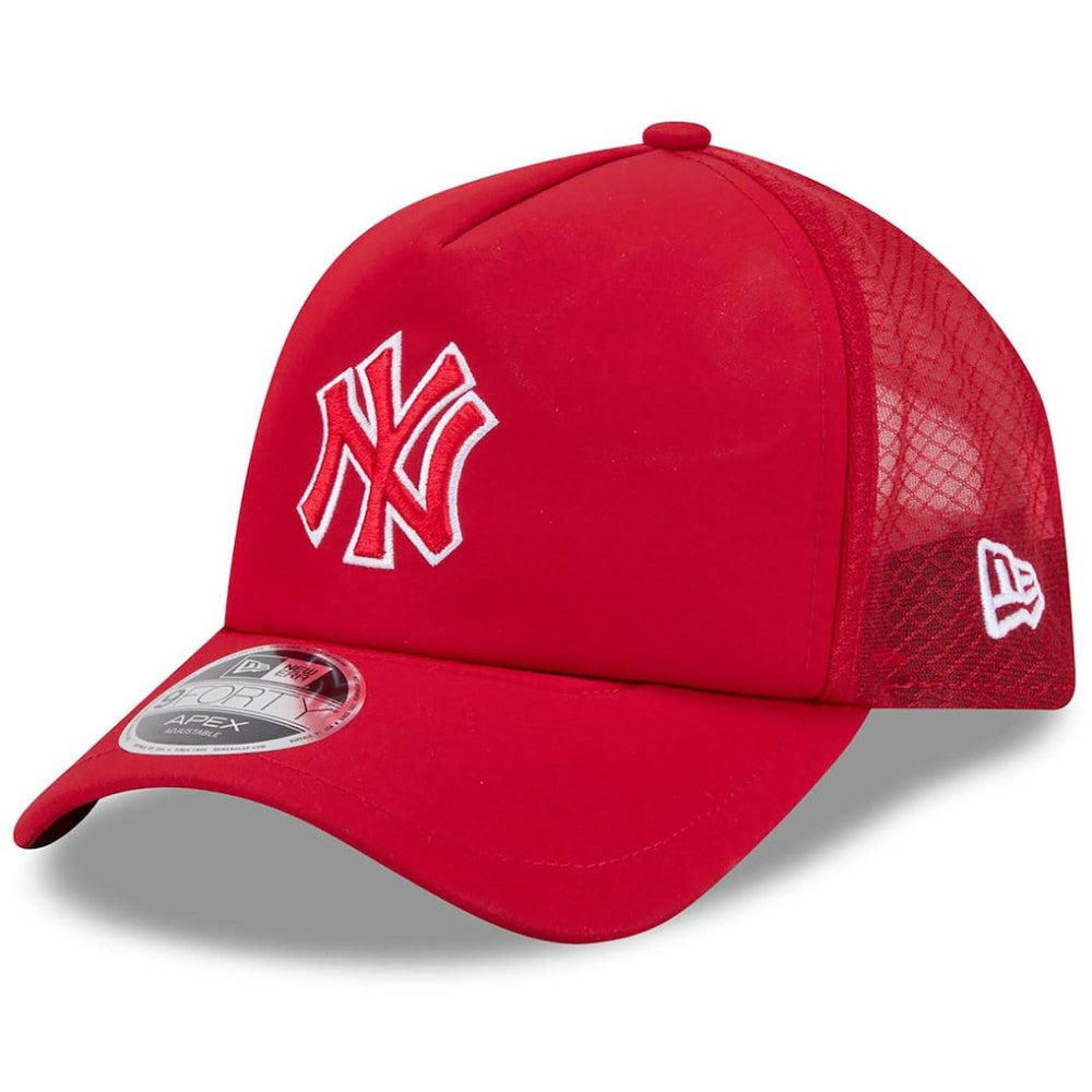 New York Yankees 2026 Batting Practice Alternate Apex 9FORTY Adjustable Hat Red