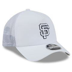 San Francisco Giants 2026 Batting Practice Apex 9FORTY Adjustable Trucker Hat White
