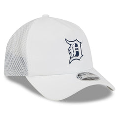 Detroit Tigers 2026 Batting Practice Apex 9FORTY Adjustable Trucker Hat White