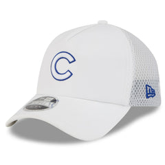 Chicago Cubs 2026 Batting Practice Apex 9FORTY Adjustable Trucker Hat White