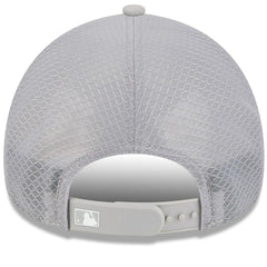 New York Yankees 2026 Batting Practice Apex 9FORTY Adjustable Trucker Hat Gray