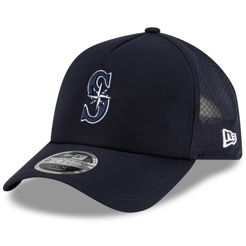 Seattle Mariners 2026 Batting Practice Apex 9FORTY Adjustable Trucker Hat Navy