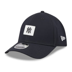 New York Yankees 2026 Clubhouse M-Crown 39THIRTY Flex Hat Navy