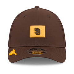 San Diego Padres 2026 Clubhouse M-Crown 39THIRTY Flex Hat Brown