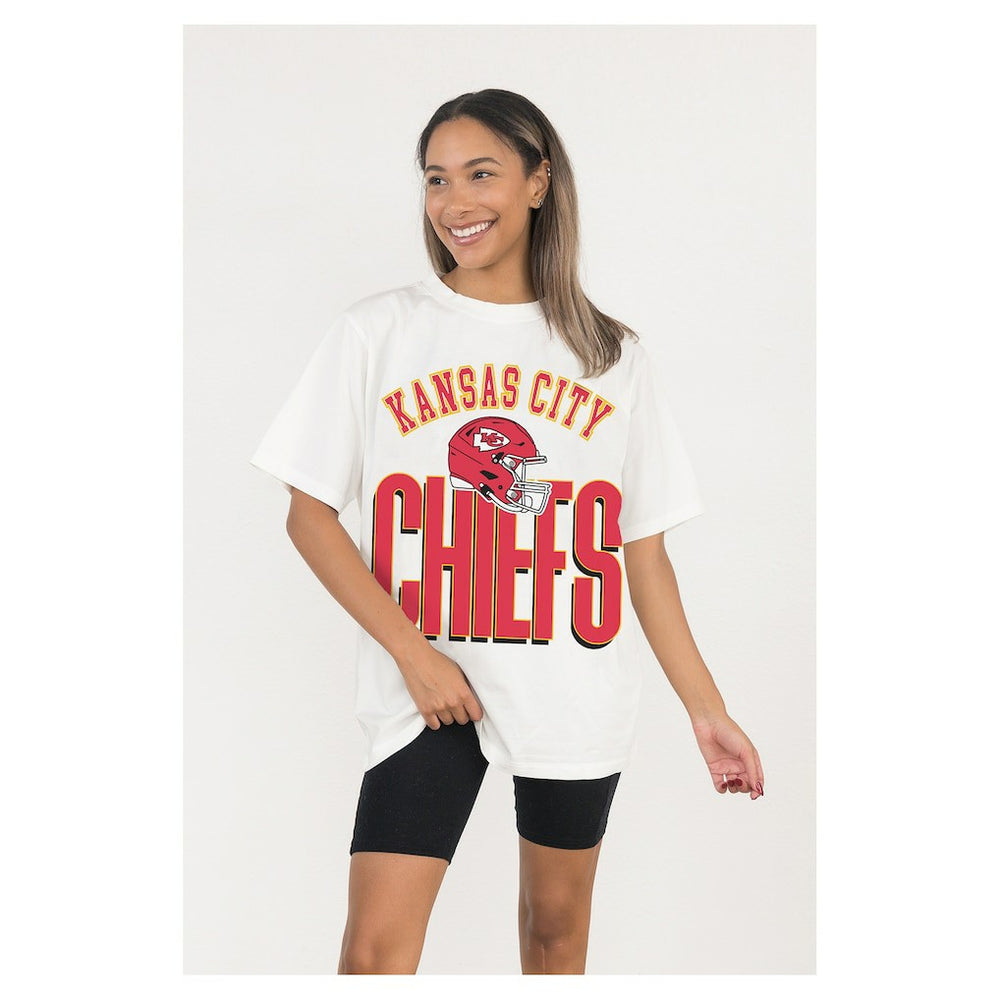 Kansas City Chiefs Gameday Couture Women's Oversized Classic Fierce Focus T-Shirt - White outlet