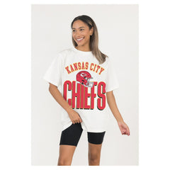 Kansas City Chiefs Gameday Couture Women's Oversized Classic Fierce Focus T-Shirt - White outlet