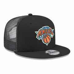 New York Knicks Core Logo Meshback 9FIFTY Snapback Hat - Black on sale