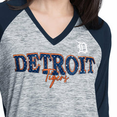 Detroit Tigers G-III 4Her by Carl Banks Women's Speed Training 3/4-Sleeve Rhinestone V-Neck T-Shirt Navy/Heather Navy