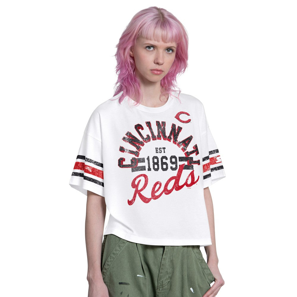 Cincinnati Reds Starter Women's Cropped Hurry Up Offense T-Shirt White