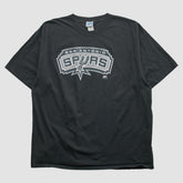 San Antonio Spurs NBA 2000s T-shirt - Black Vintage on sale