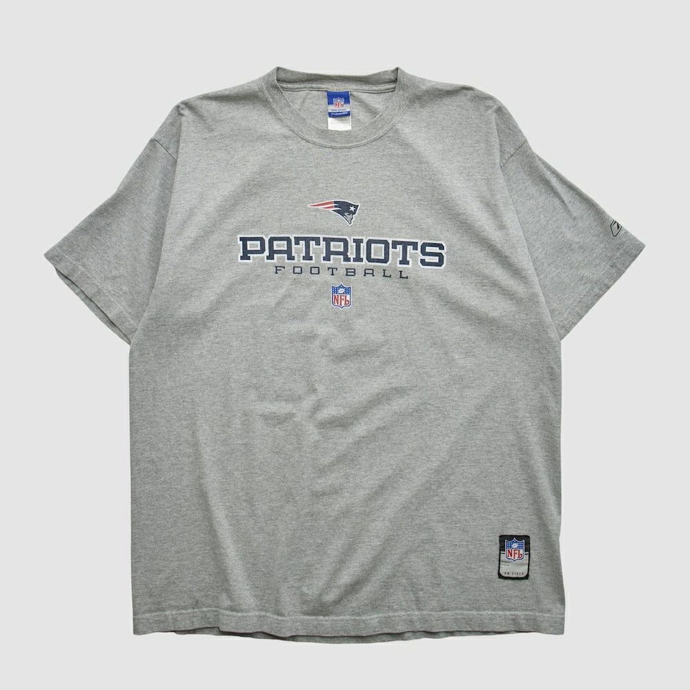 New England Patriots Reebok 2000s T-shirt - Heather Gray Vintage on sale