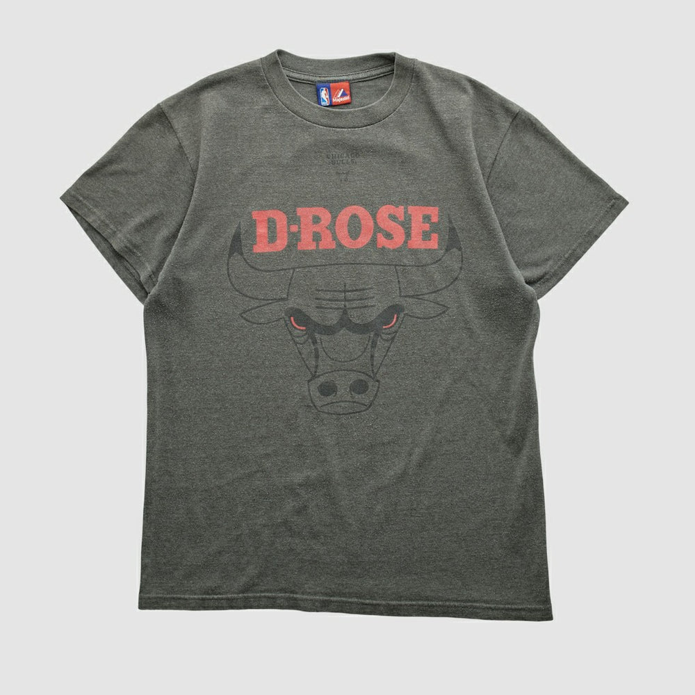 Chicago Bulls Majestic 2000s T-shirt sale - Dark Heather Gray Vintage shop