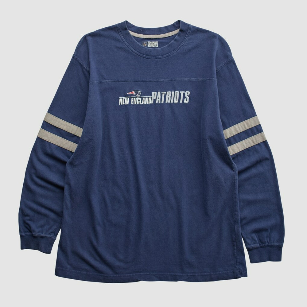 New England Patriots NFL 2000s Long Sleeve T-shirt - Navy Vintage online