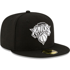 New York Knicks Black & White Logo 59FIFTY Fitted Hat - Black sale