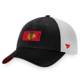 Chicago Blackhawks Fanatics Authentic Pro Rink Trucker Snapback Hat - Black/White Hats
