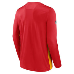 Calgary Flames Fanatics Authentic Pro Rink Performance Long Sleeve T-Shirt - Red T-shirts