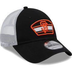 San Francisco Giants Logo Patch 9FORTY Trucker Snapback Hat Black/White