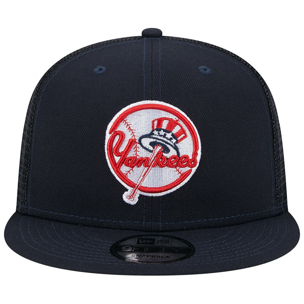 New York Yankees Team Color Trucker 9FIFTY Snapback Hat Navy