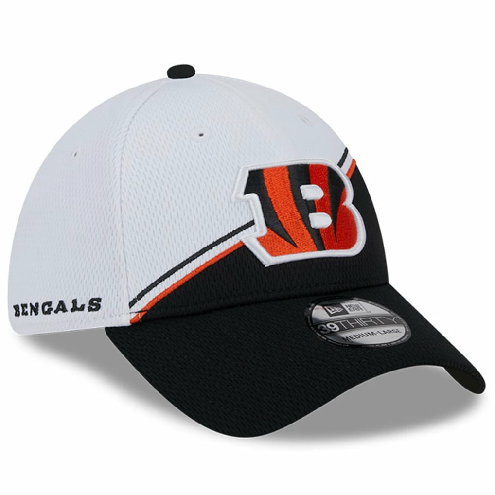 Cincinnati Bengals New Era 2023 Sideline 39THIRTY Flex Hat - White/Black on sale