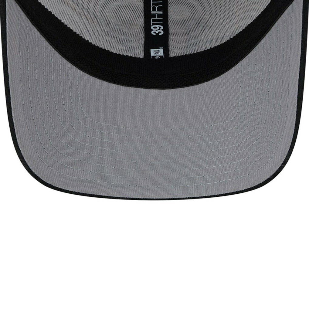 Cincinnati Bengals New Era 2023 Sideline 39THIRTY Flex Hat - White/Black on sale