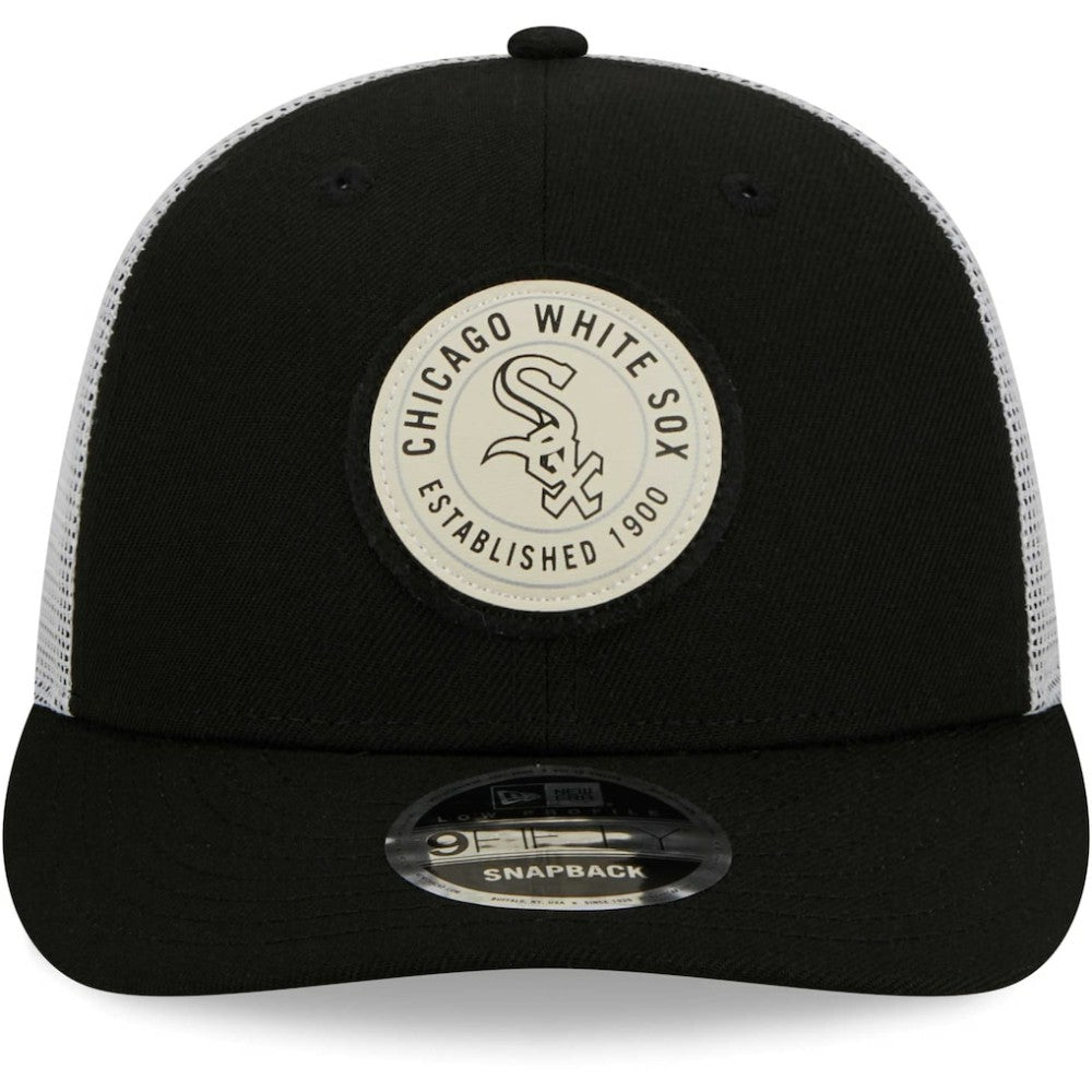 Chicago White Sox Circle Trucker Low Profile 9FIFTY Snapback Hat Black