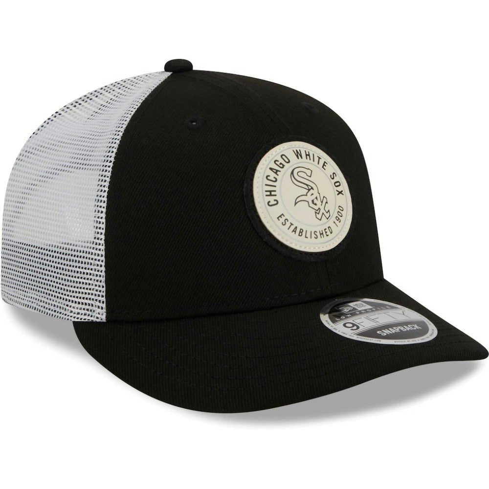Chicago White Sox Circle Trucker Low Profile 9FIFTY Snapback Hat Black