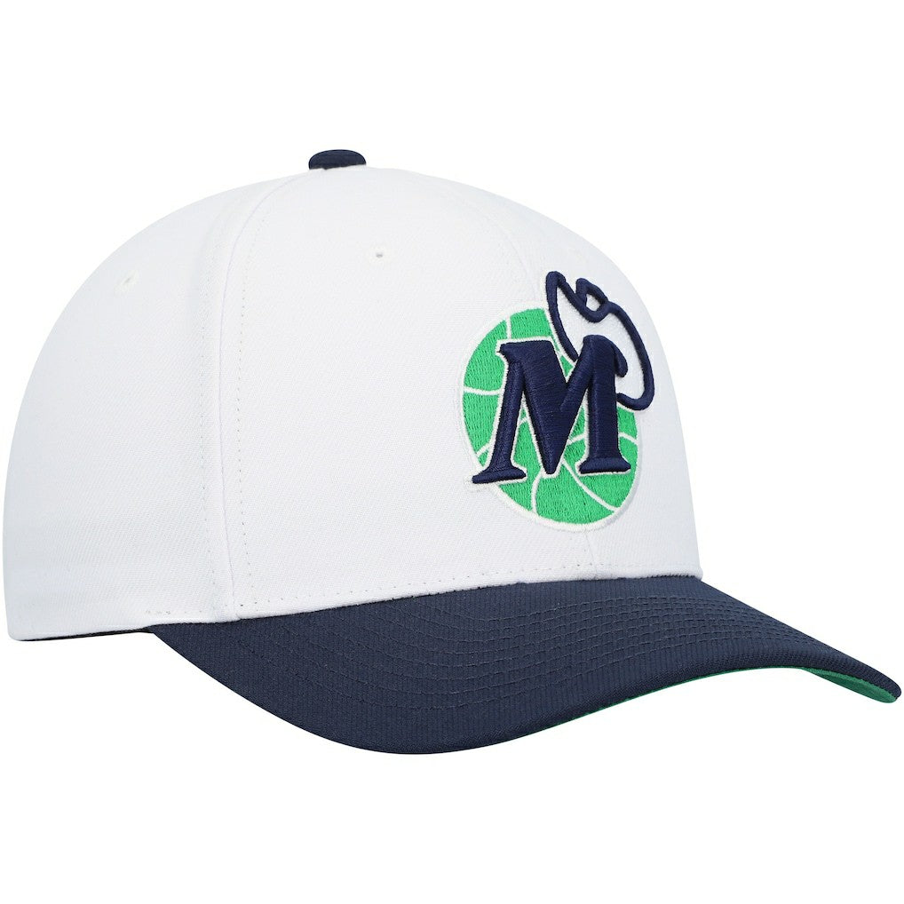 Dallas Mavericks Hardwood Classics Core 2-Tone 2.0 Pro Snapback Hat sale - White/Navy for sale