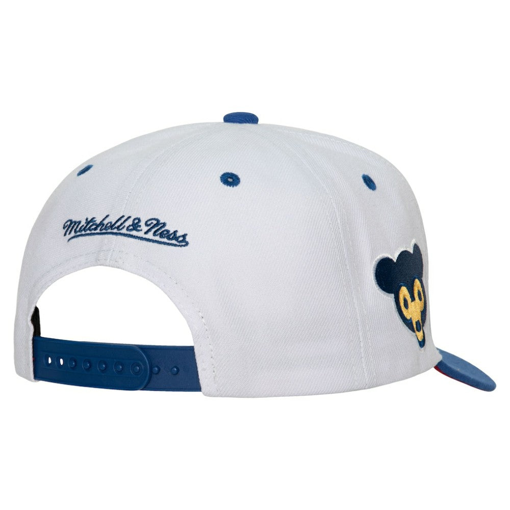 Chicago Cubs Cooperstown Collection Pro Crown Snapback Hat White