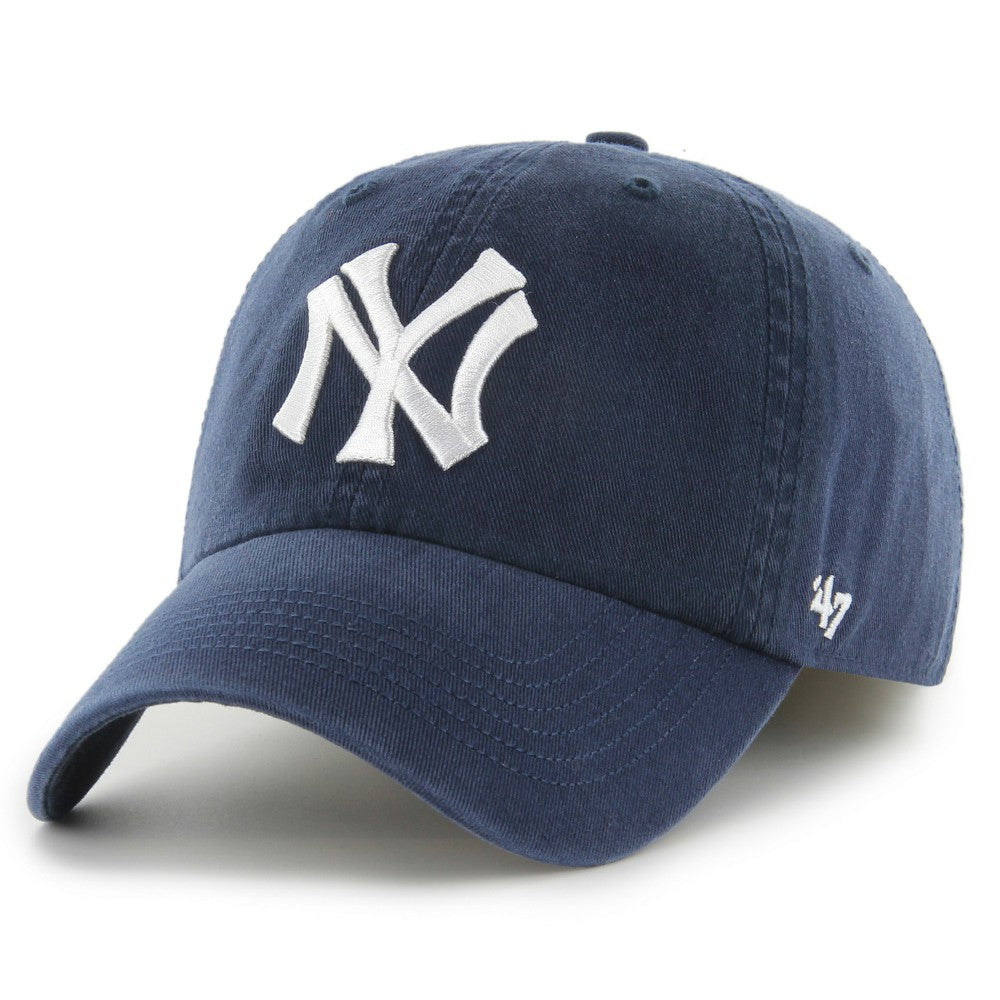 New York Yankees Cooperstown Collection Franchise Fitted Hat Navy