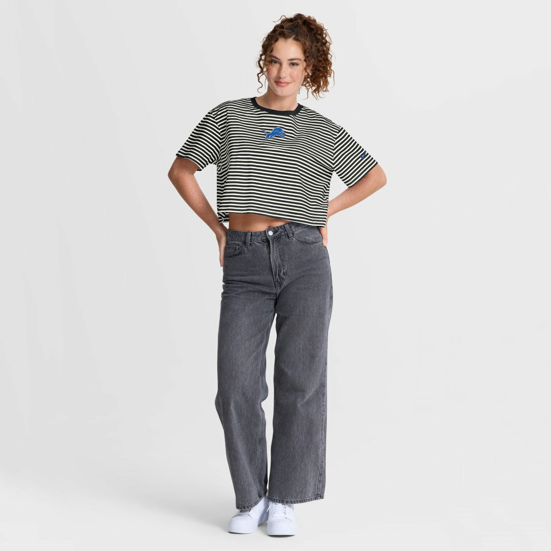 Detroit Lions Women's Striped Cropped T-Shirt - Black/Cream on sale