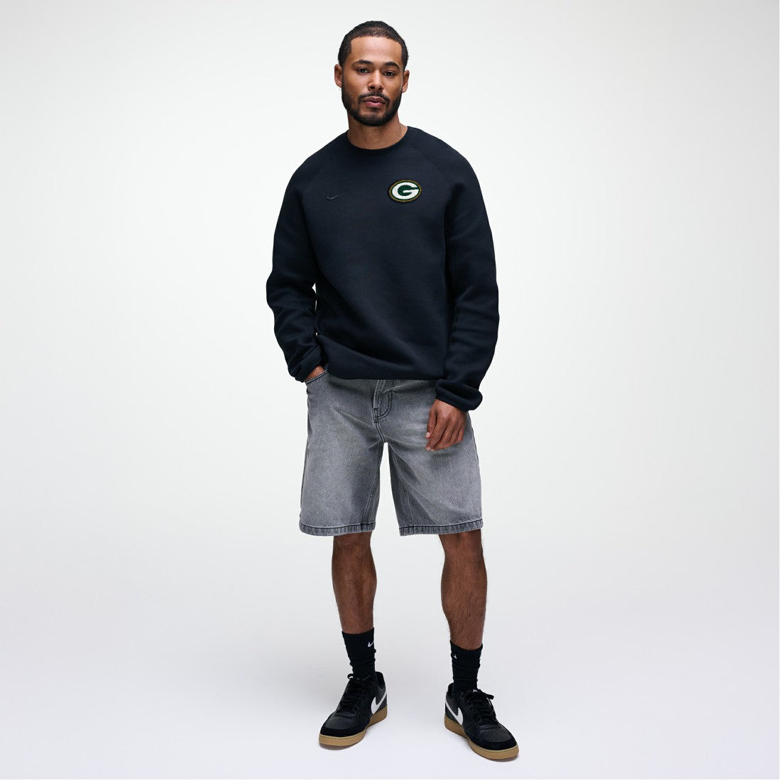 Green Bay Packers Tech Fleece Raglan Sweatshirt - Black sale