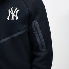 New York Yankees Tech Fleece Raglan Full-Zip Windrunner Hoodie Black