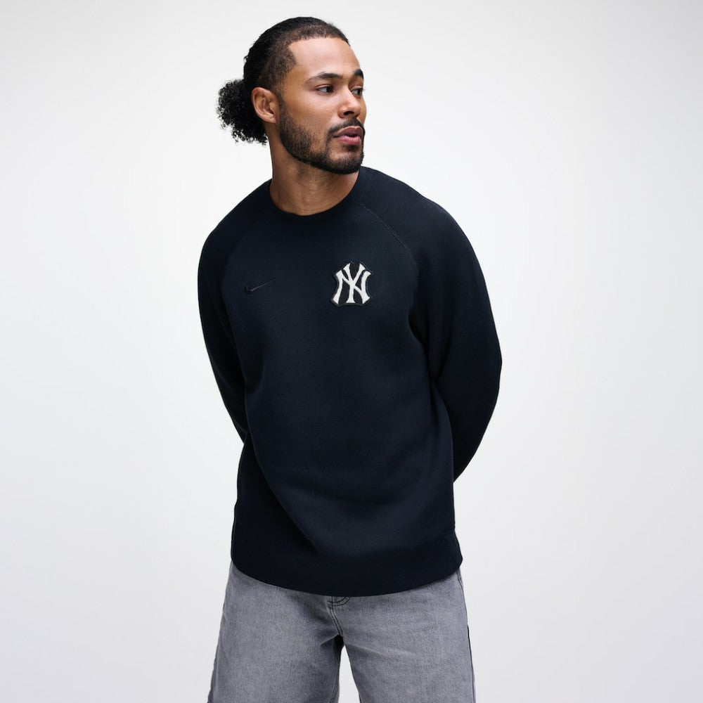 New York Yankees Tech Fleece Raglan Sweatshirt Black