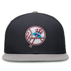 New York Yankees Rewind Cooperstown True Performance Fitted Hat Navy/Gray